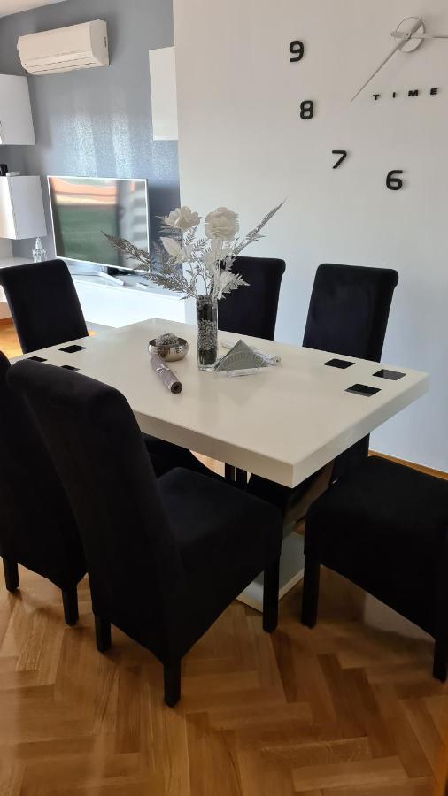 Apartmani Marcetic Slavonski Brod Esterno foto