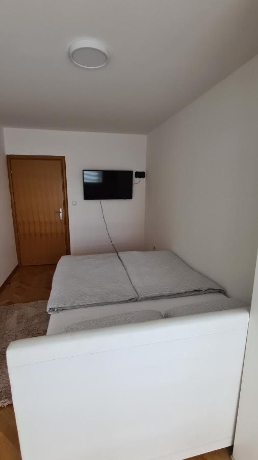 Apartmani Marcetic Slavonski Brod Esterno foto